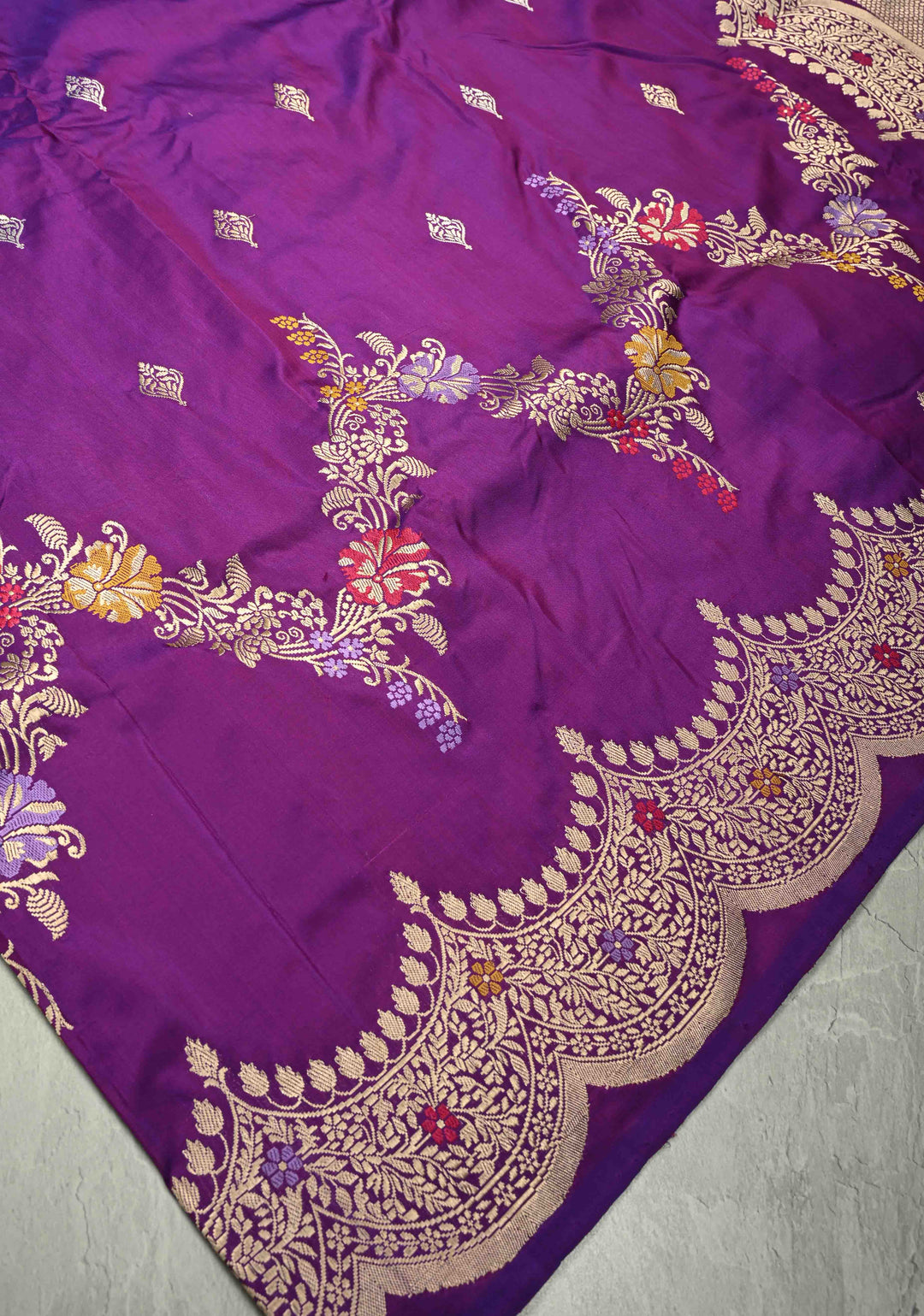 Purple Dual Tone Pure Banarasi katan silk saree with Kadhuwa Jungla Meenakari Sona Rupa Buttas and Scallop Border |SILK MARK CERTIFIED