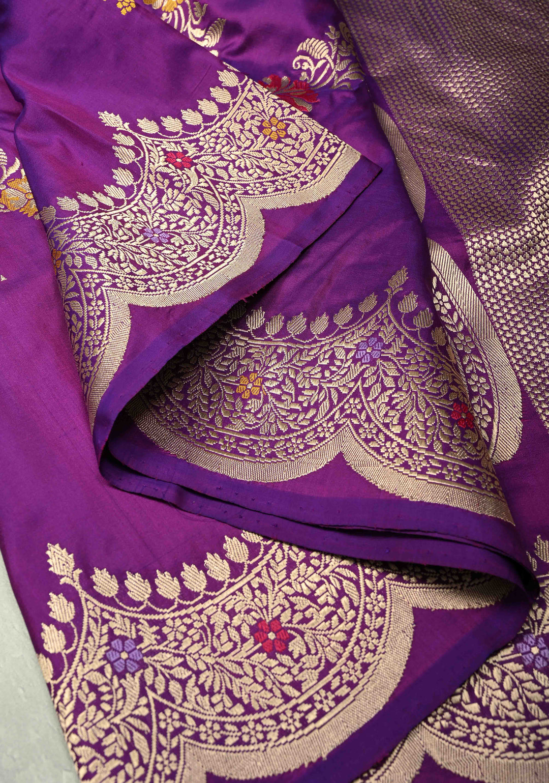 Purple Dual Tone Pure Banarasi katan silk saree with Kadhuwa Jungla Meenakari Sona Rupa Buttas and Scallop Border |SILK MARK CERTIFIED