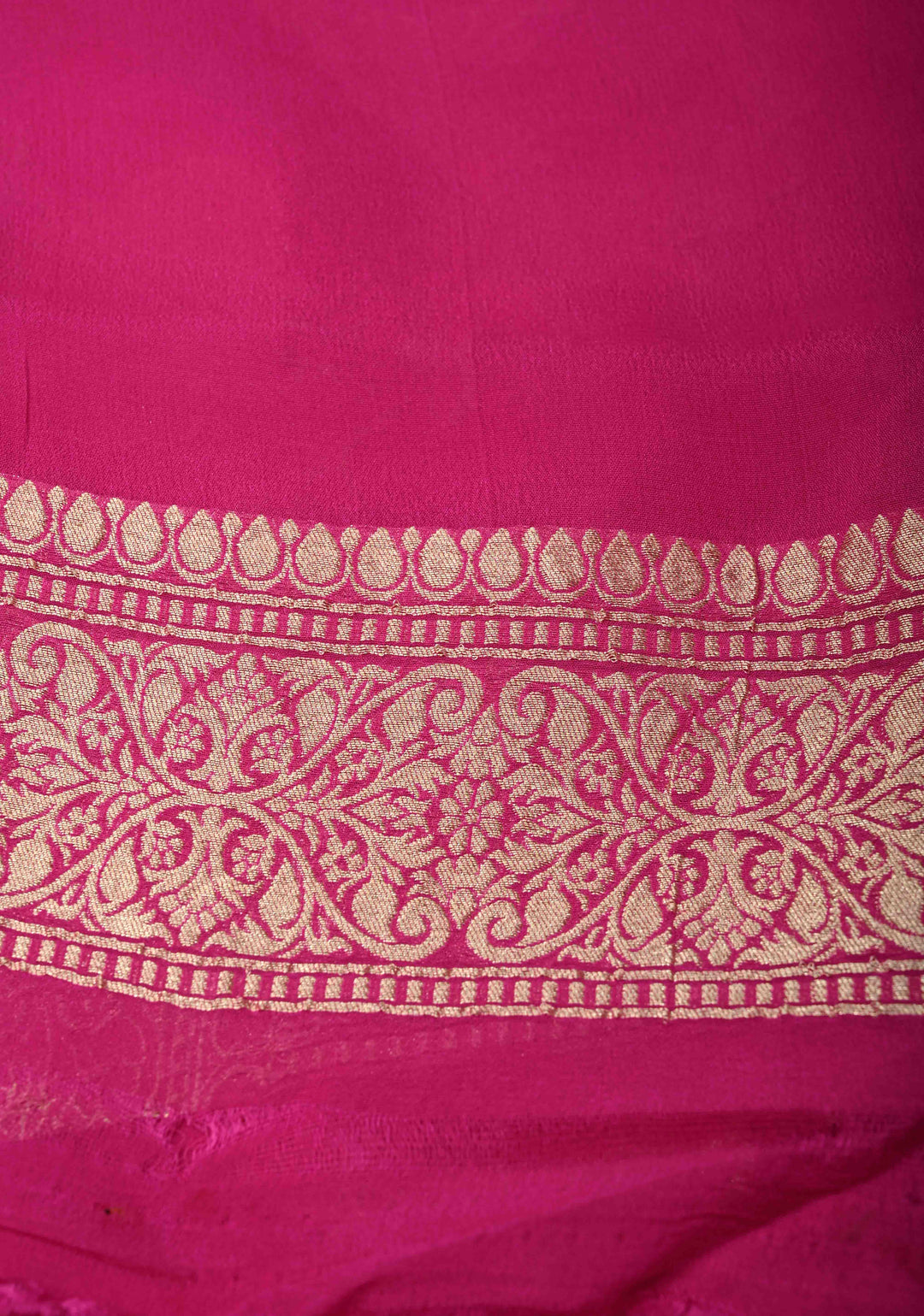 Magenta Banarasi georgette silk saree with water Zari Floral jaal with zari border | SILK MARK CERTIFIED