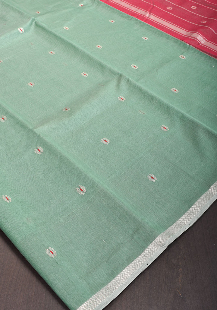 Handwoven Maheshwari Silk Cotton Saree in Green with Pink Pallu and Floral buttas