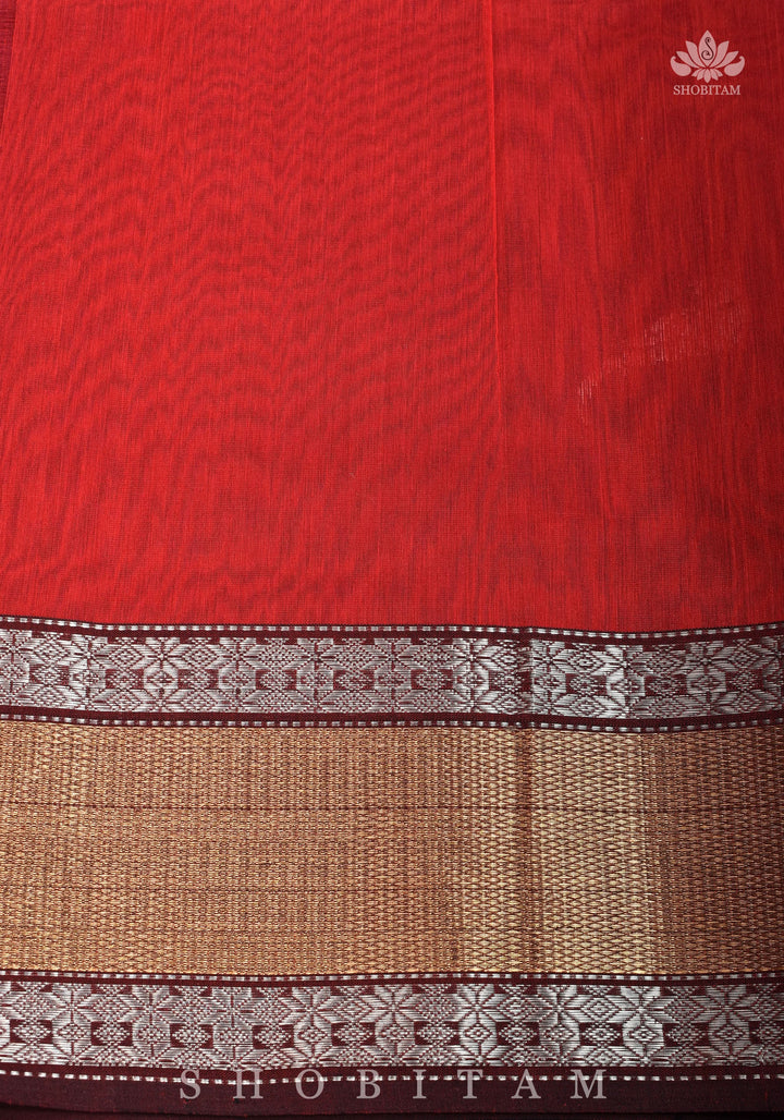 Exquisite Meenakari Handwoven Maheshwari Silk Cotton Saree in Purple & Red Dual tone