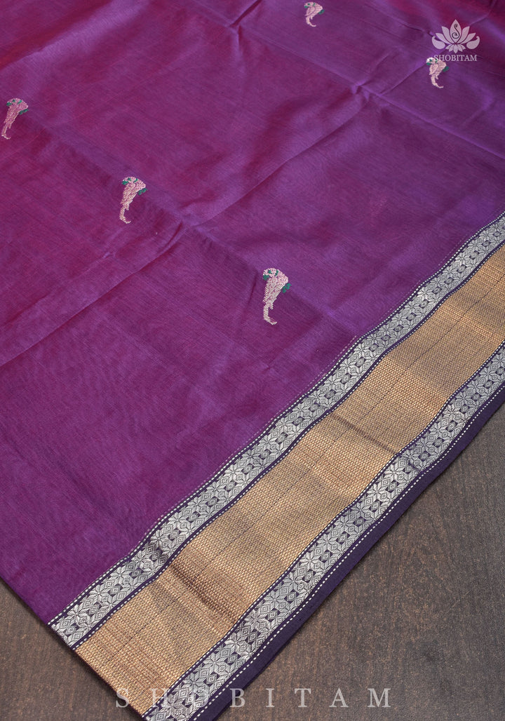 Exquisite Meenakari Handwoven Maheshwari Silk Cotton Saree in Purple & Red Dual tone