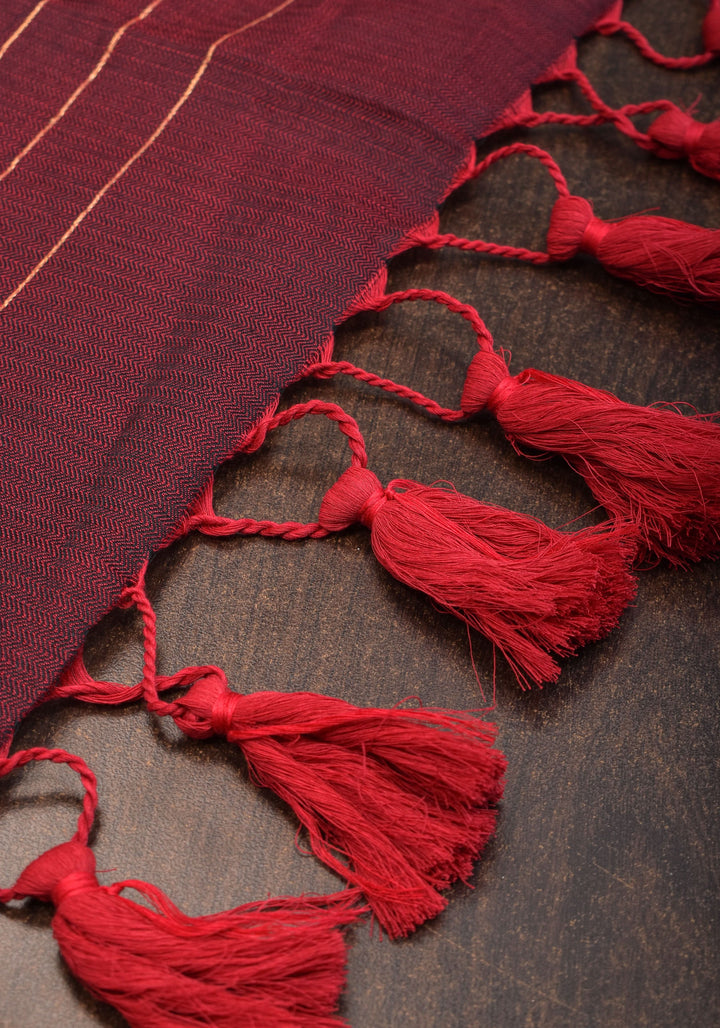 Reversible Maheshwari Saree in mercerised Cotton with extra Long tassle in Maroon and No blouse Piece