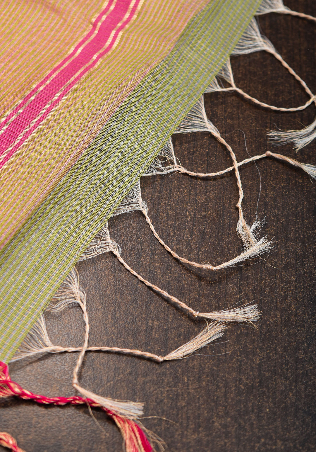 Handwoven Maheshwari silk cotton saree in Pista Green with Zari Checks