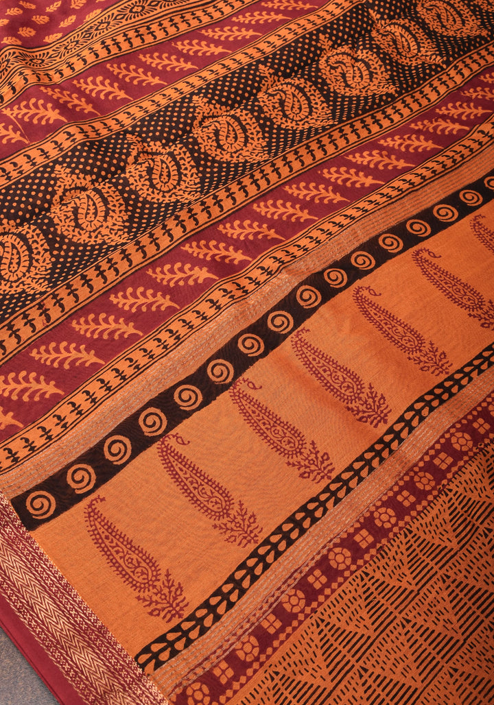 Bagh Print on Handwoven Maheshwari Silk Cotton Saree in red with minimal zari borders