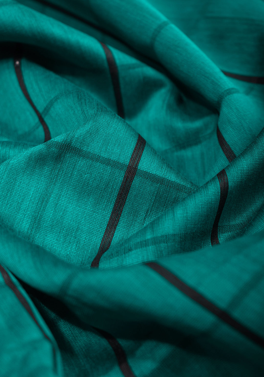 Handwoven Maheshwari Silk Cotton Saree  in Teal and Gold  with checks