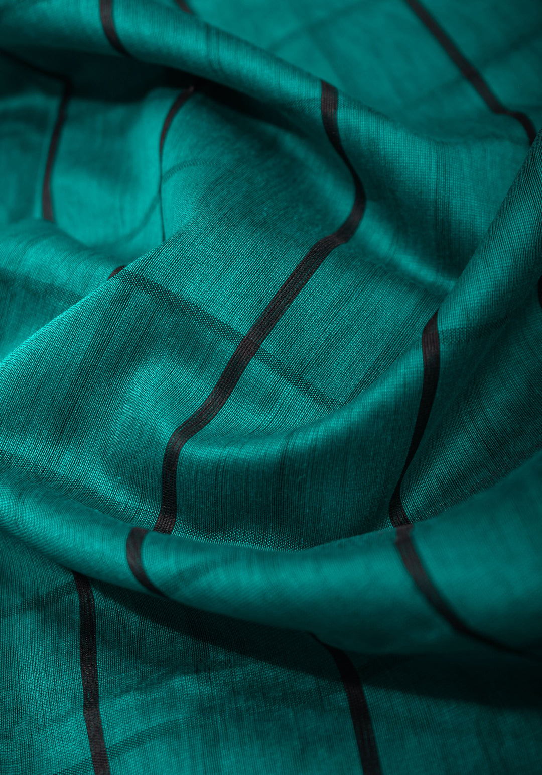 Handwoven Maheshwari Silk Cotton Saree  in Teal and Gold  with checks