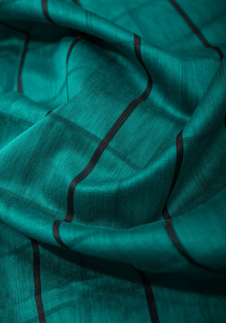 Handwoven Maheshwari Silk Cotton Saree  in Teal and Gold  with checks