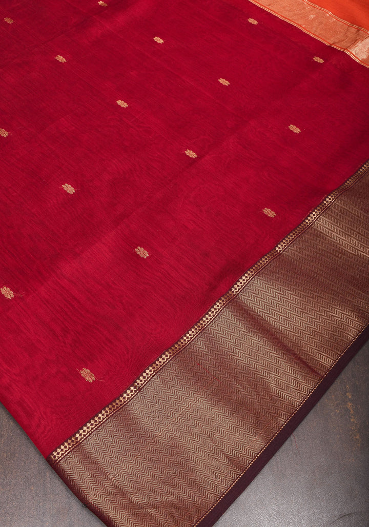 Maroon tone Handwoven Maheshwari Silk Cotton Saree with zari borders and contrast pallu