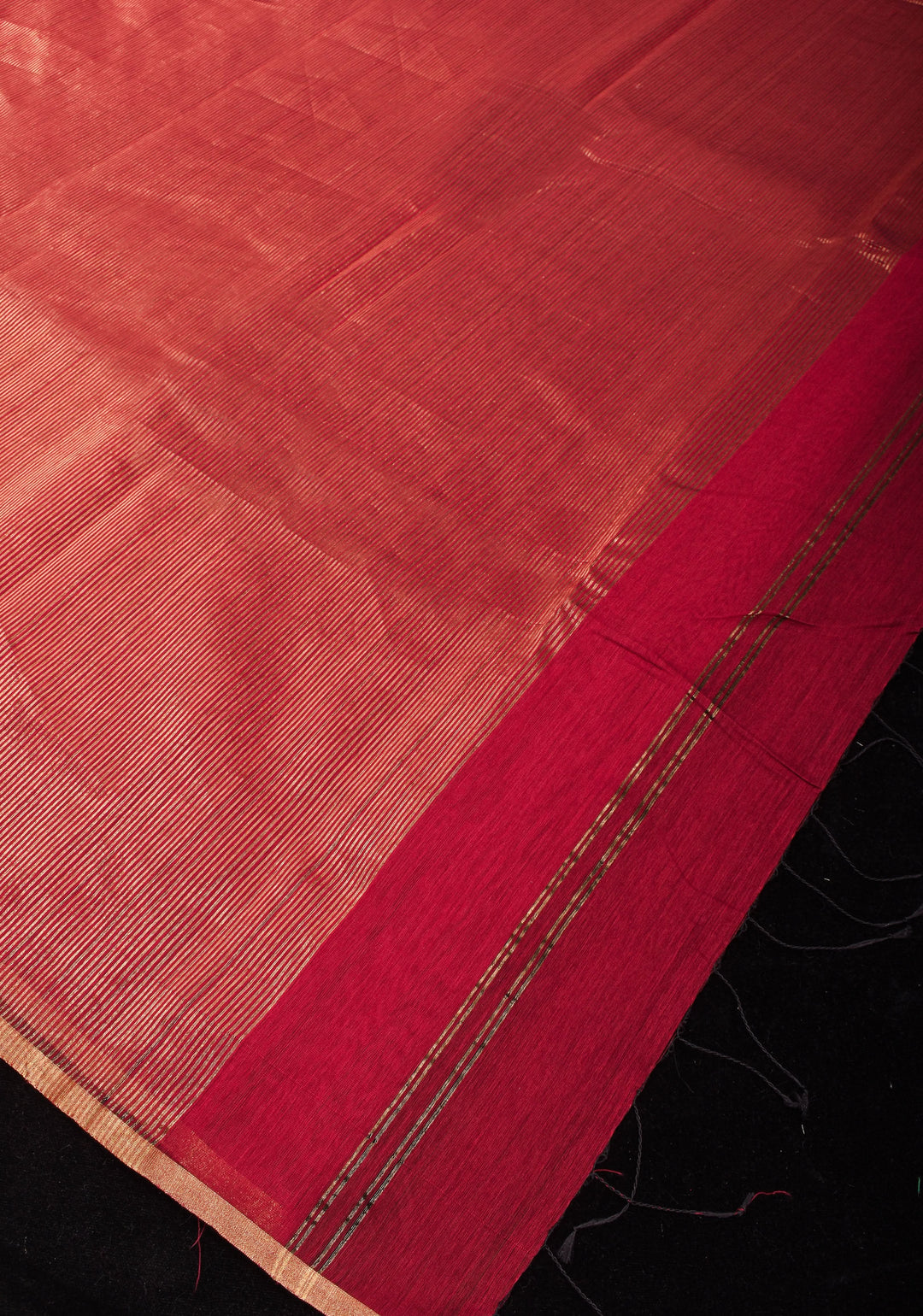 Red Handwoven Zari Stripes Tissue Maheshwari Silk Cotton Saree