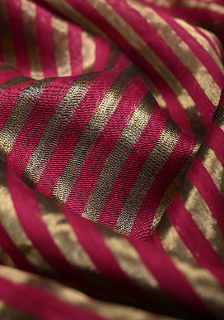 Magenta Handwoven Vertical Zari Stripes Maheshwari Silk Cotton Saree