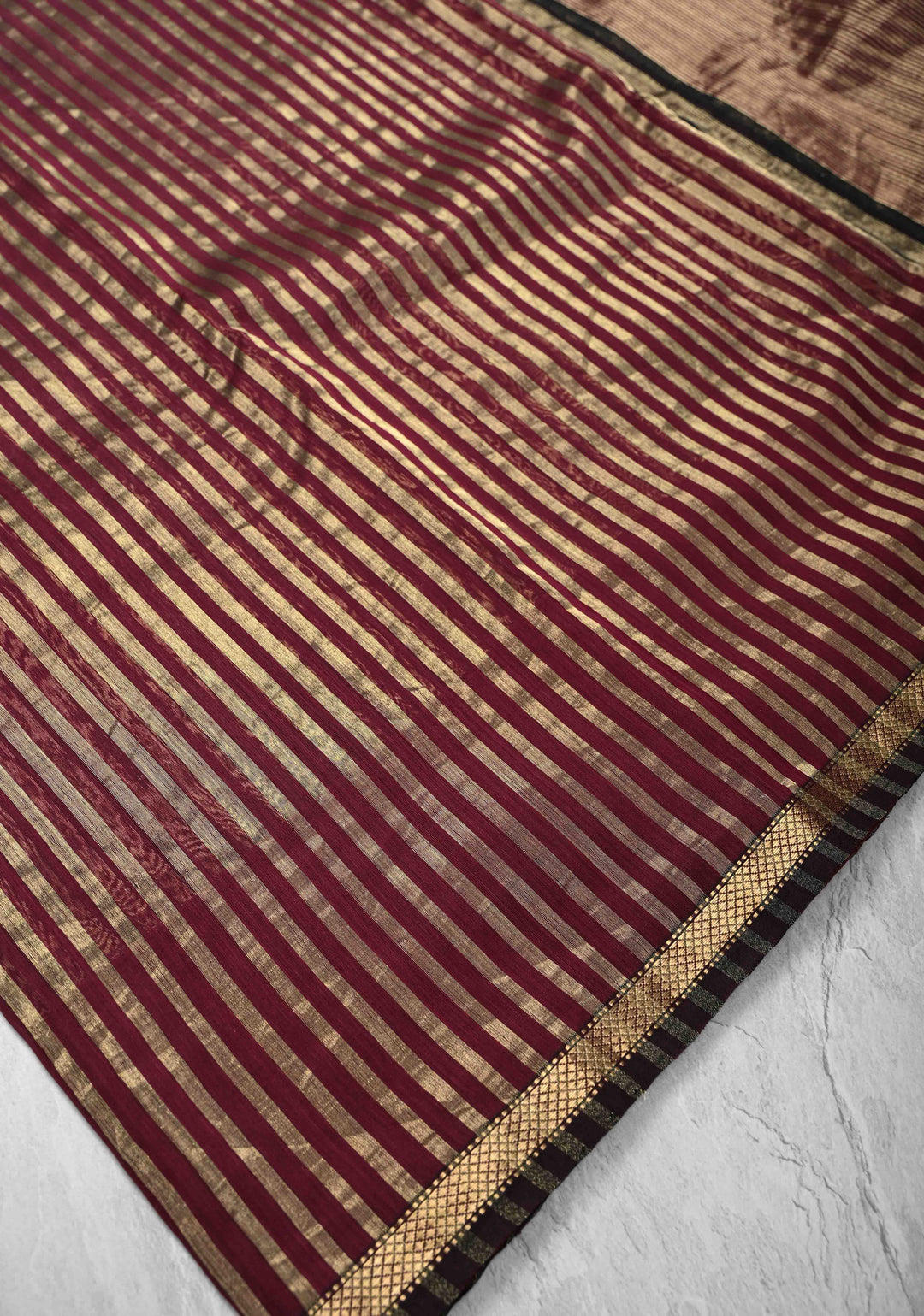 Magenta Pink Handwoven Vertical Zari Stripes Maheshwari Silk Cotton Saree with Minimal Border