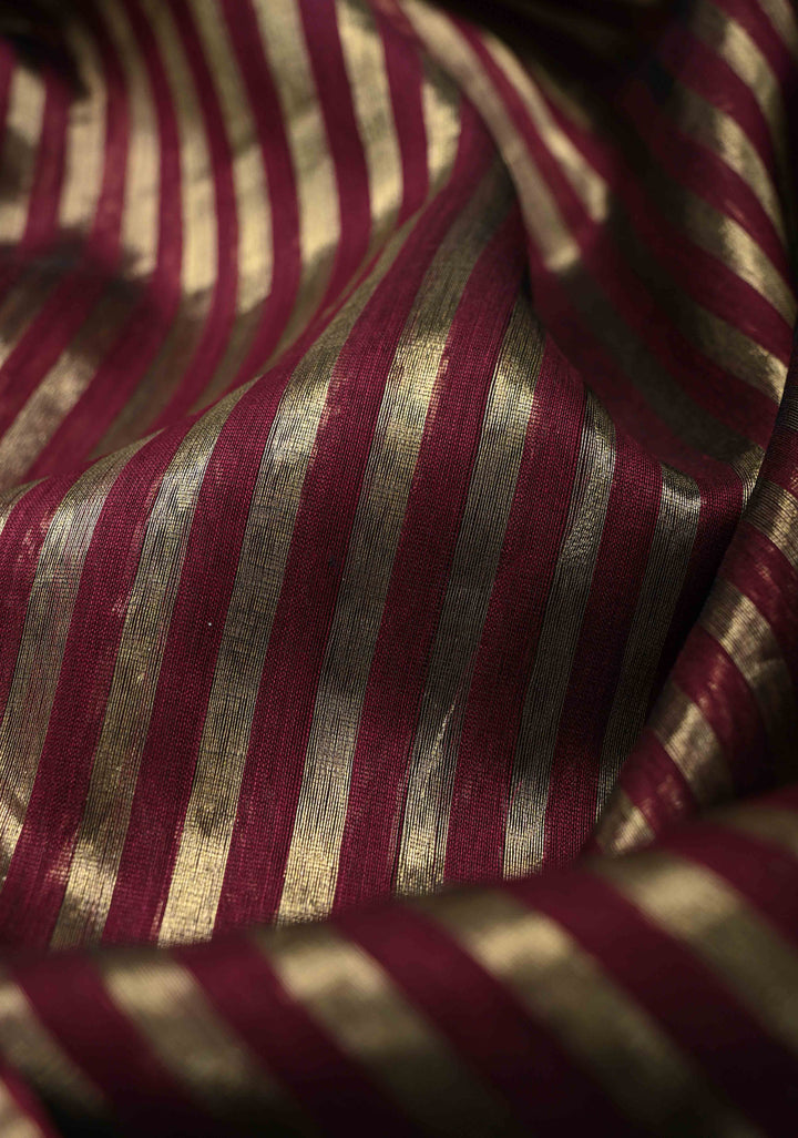 Magenta Pink Handwoven Vertical Zari Stripes Maheshwari Silk Cotton Saree with Minimal Border