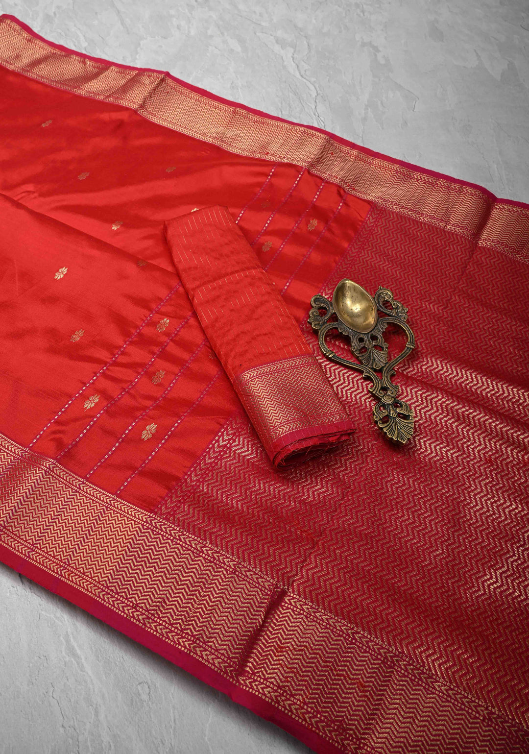 Red Maheshwari Pure Silk Saree with Zari Buttis and Zari Border |SILK MARK CERTIFIED