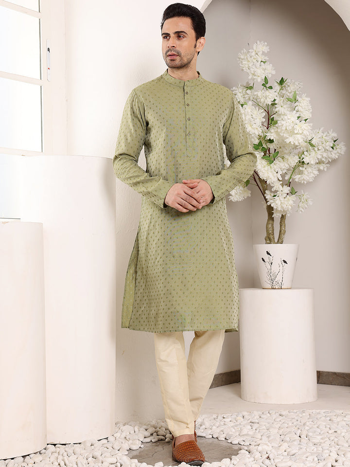 Men's Long Sleeve Mandarin Collar Green Straight Viscose Silk kurta with Textured Effect | SHOBITAM