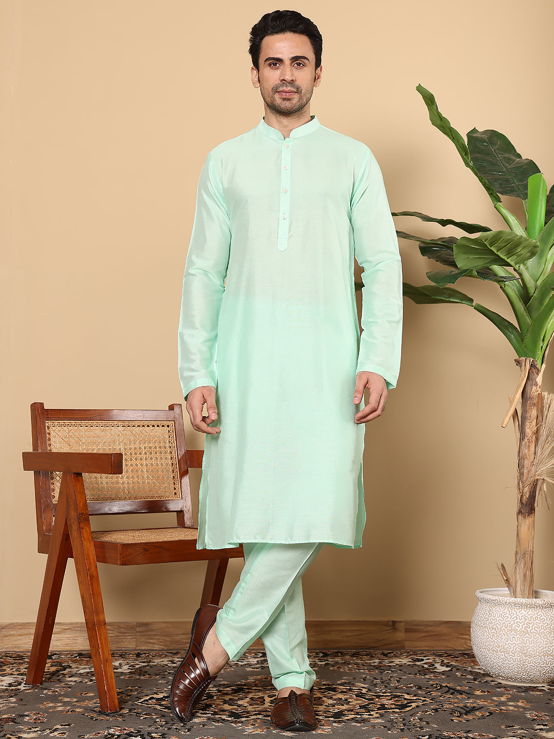 Men's Long Sleeve Mandarin Collar Sea Green Straight Viscose Silk Kurta with Slub Effect | SHOBITAM