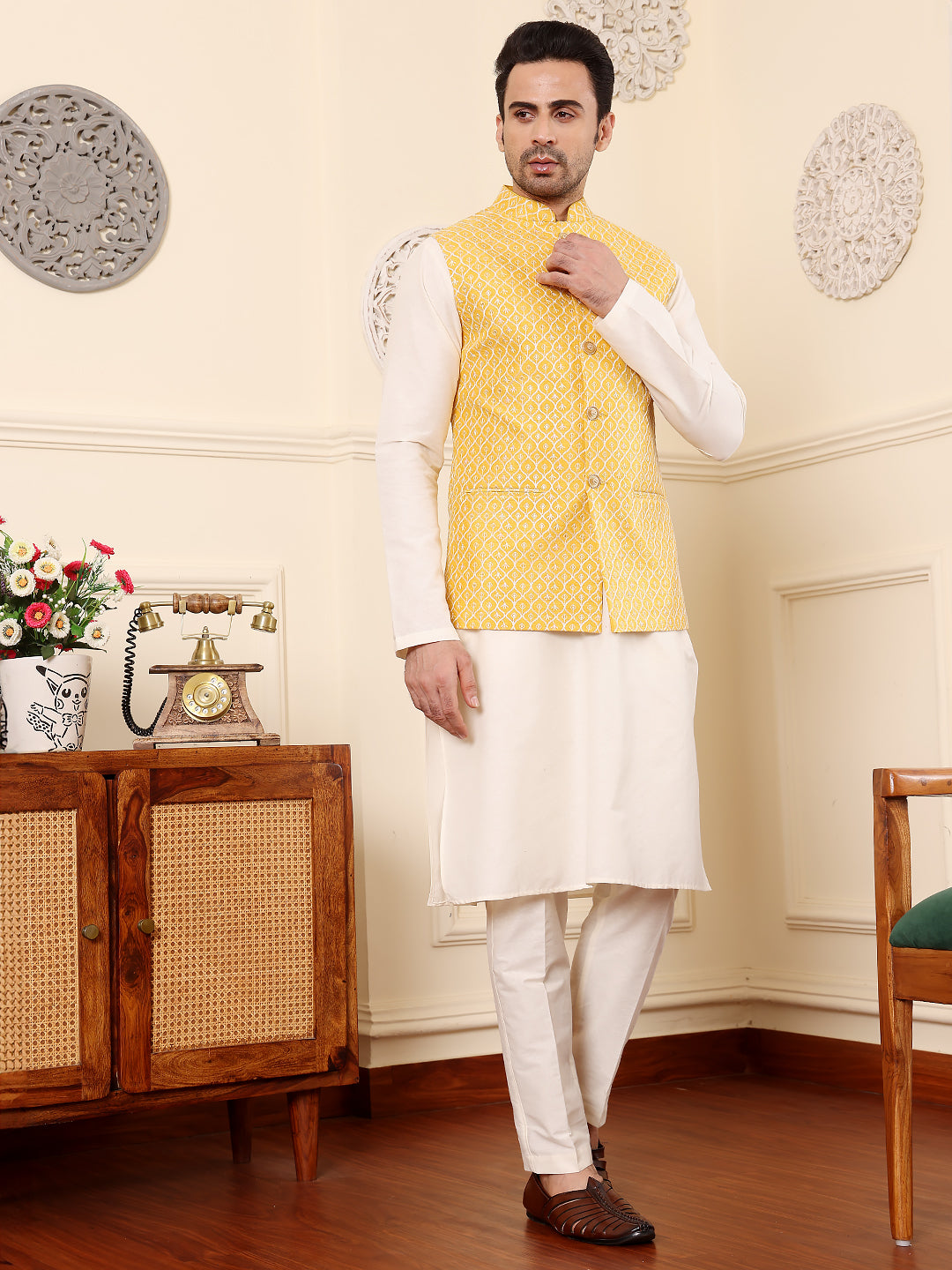 Men's Full Sleeve Ivory Kurta Pyjama & Yellow Embroidered Nehru Jacket | SHOBITAM