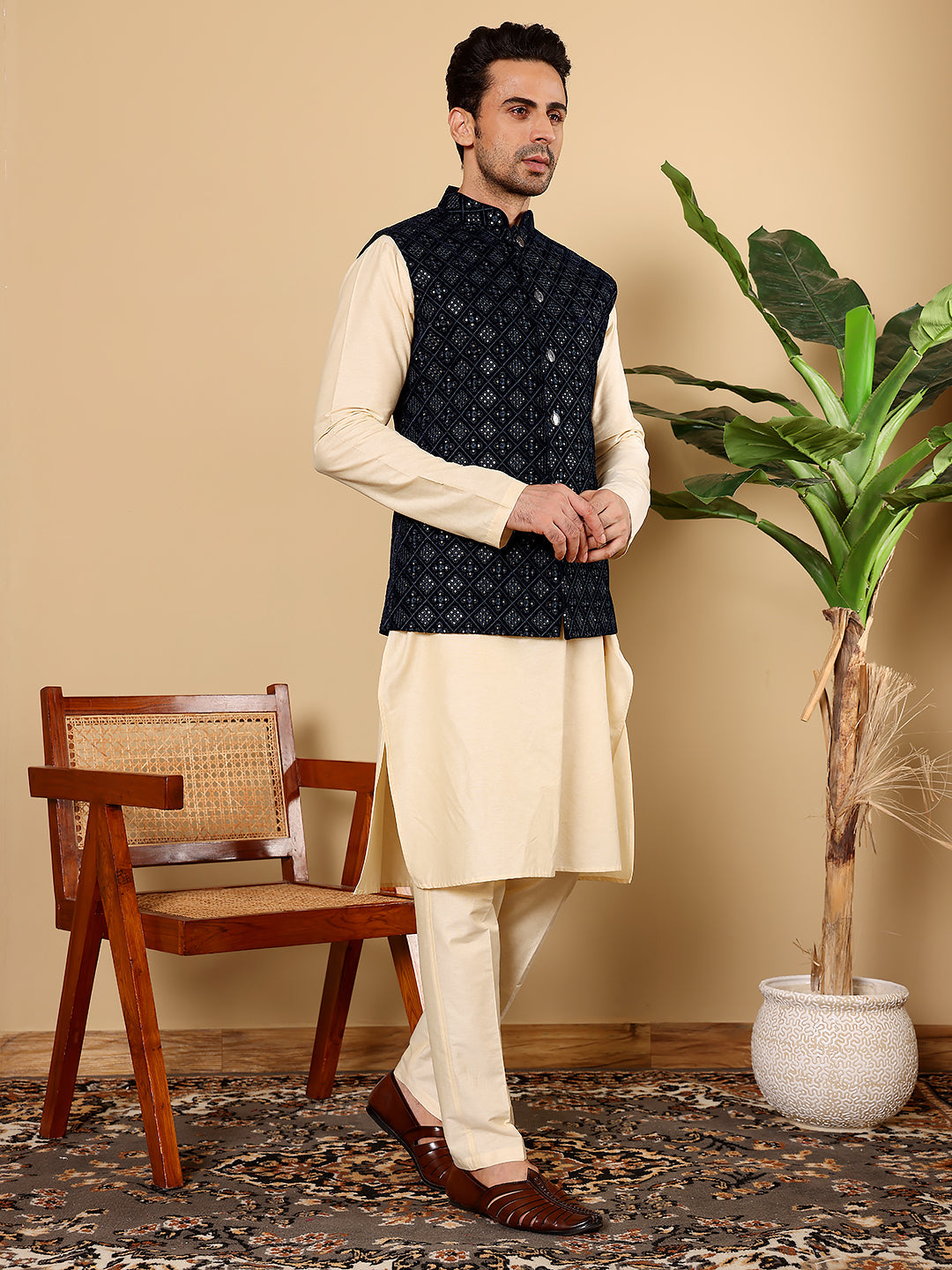 Men's Full Sleeve Cream Kurta Pyjama & Black Embroidered Nehru Jacket | SHOBITAM