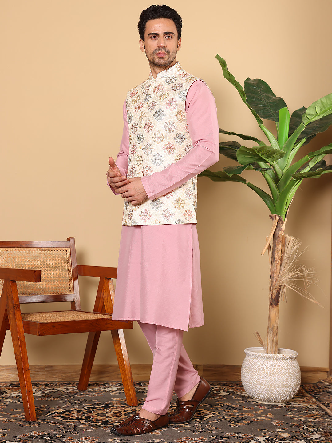 Men's Full Sleeve Pink Kurta Pyjama & White Embroidered Nehru Jacket | SHOBITAM