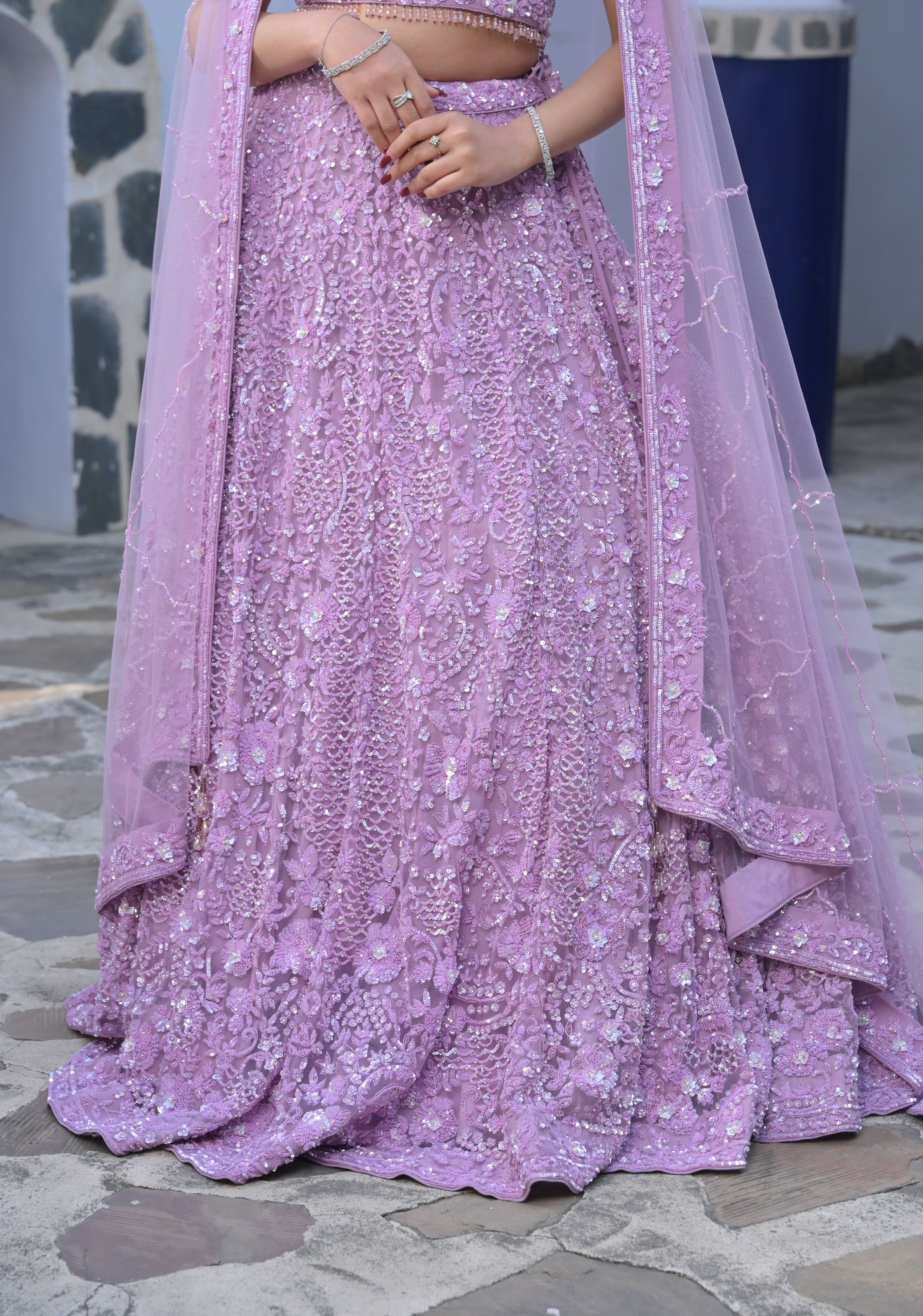 【サボ　愛称板】（表）阿　寒　AKAN（裏） ライラック　LILAC Orchid Romance - Exquisite Hand Embellished 3 Piece Lehenga Set