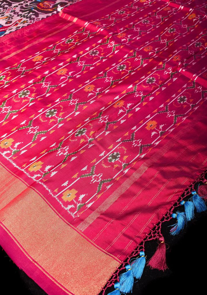 White Ikkat Patola Pure Silk Saree with Royal Elehant Theme I SILK MARK CERTIFIED