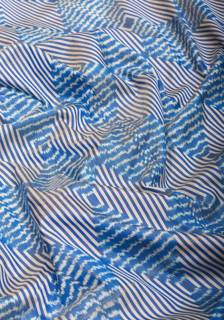 Blue and White Base Ikkat Optical Illusion Design Patola with Kanjivaram Pure Silk Fusion Saree  | SILK MARK CERTIFIED