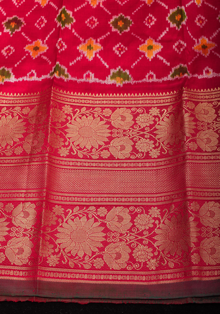 White and Red Exquisite Ikkat Kanjivaram Fusion Silk Saree with Grand Pallu and Wide Zari Border | SILK MARK CERTIFIED