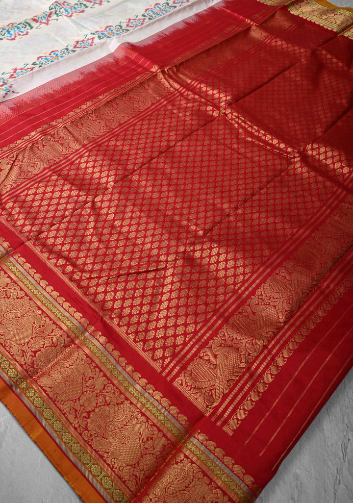 White Ikkat Pure Silk Saree with Zari Border | SILK MARK CERTIFIED