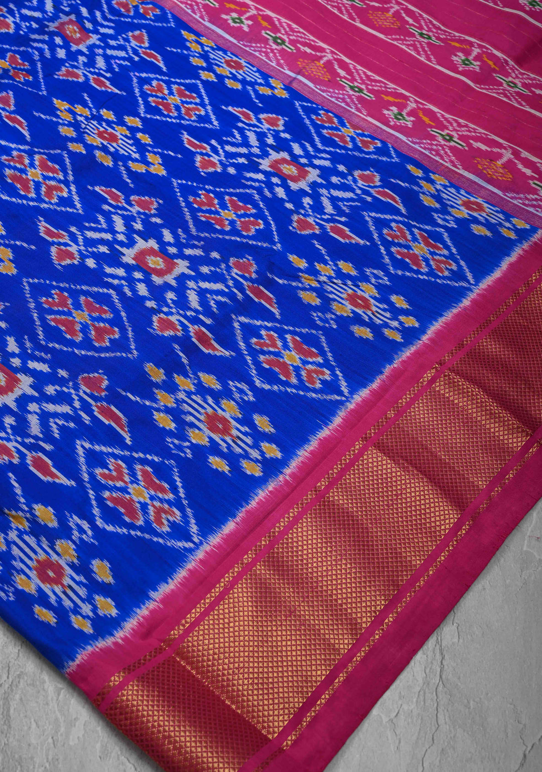 Ink Purple Pochampally Ikkat Pure Silk Saree with Geometric Patterns and Zari Border | SILK MARK CERTIFIED