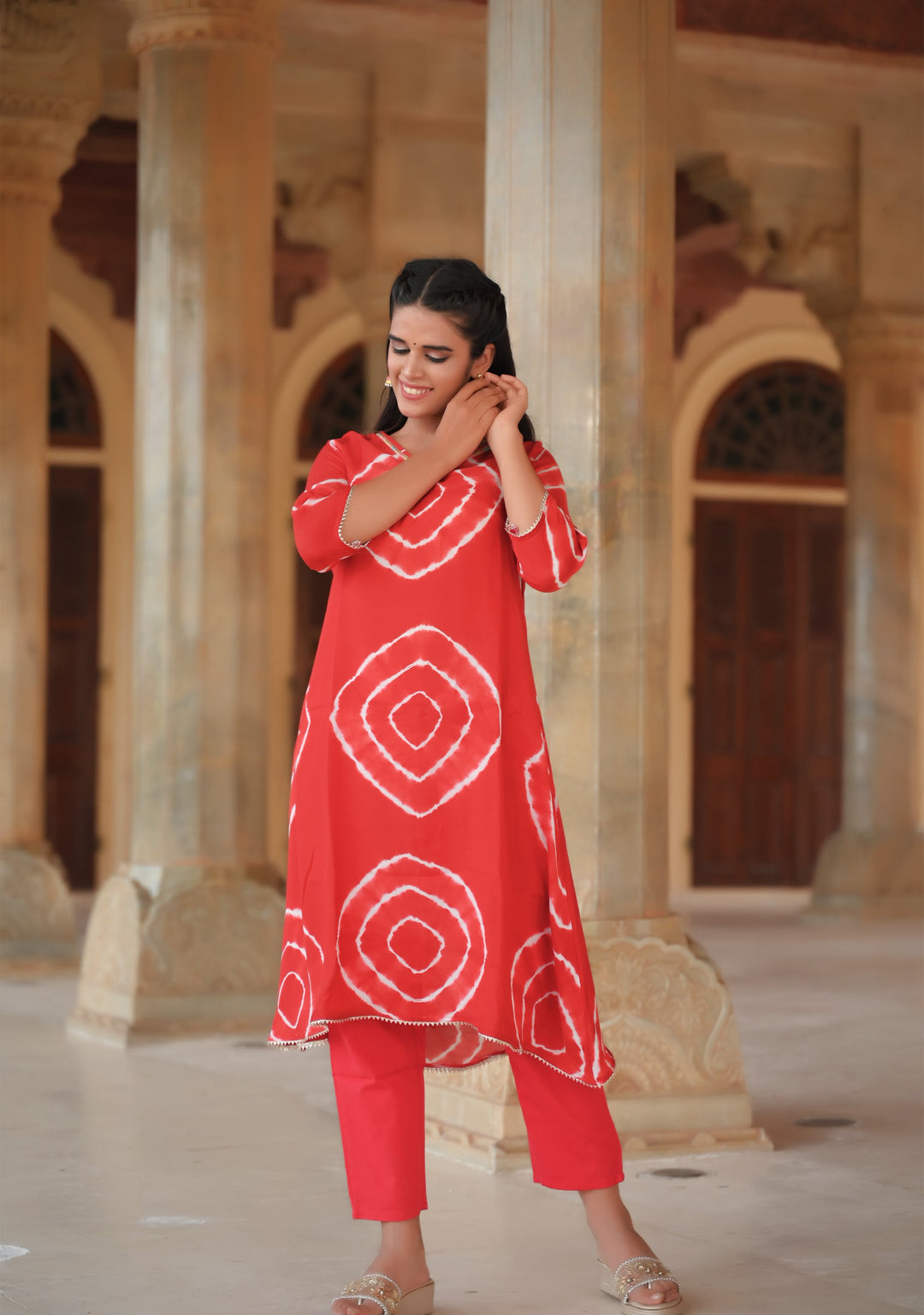 Vamika Shibori Dye 2 Pice Kurti Set in Red Muslin