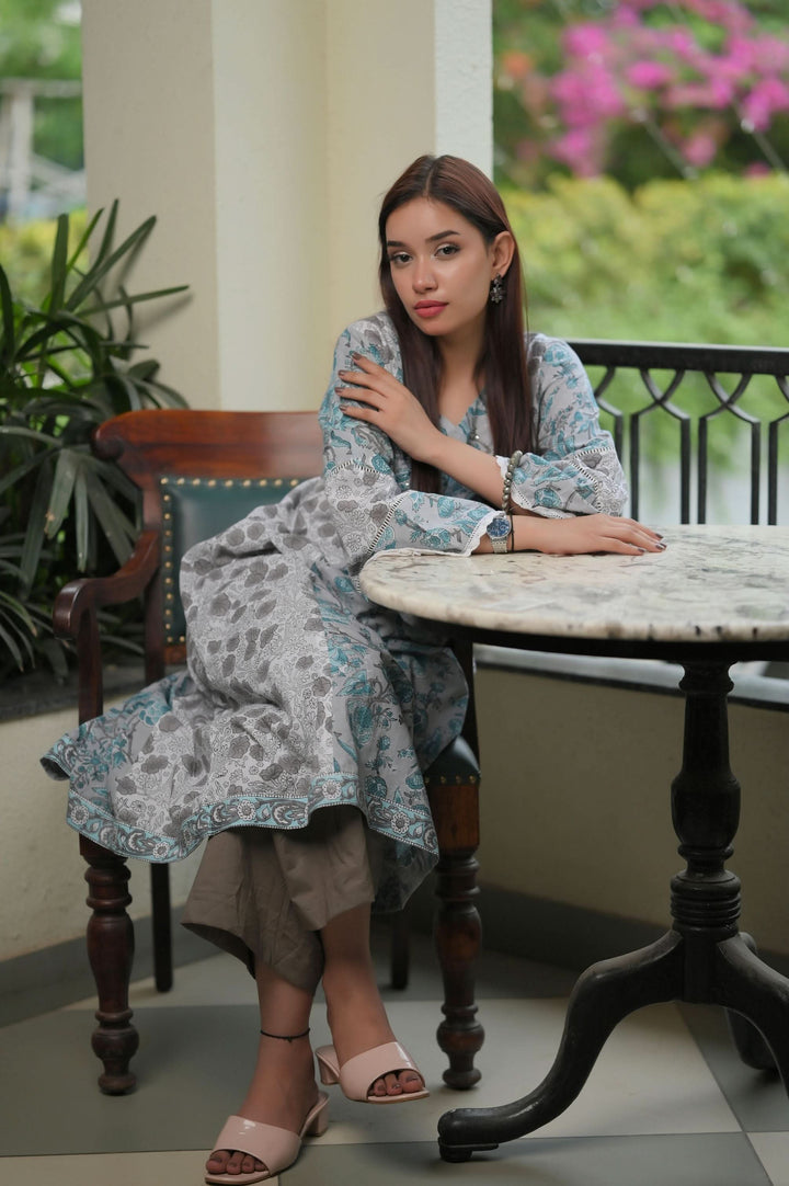 Gray Gardenia Suit with Kota Doria Dupatta 3 piece set | Made To Order