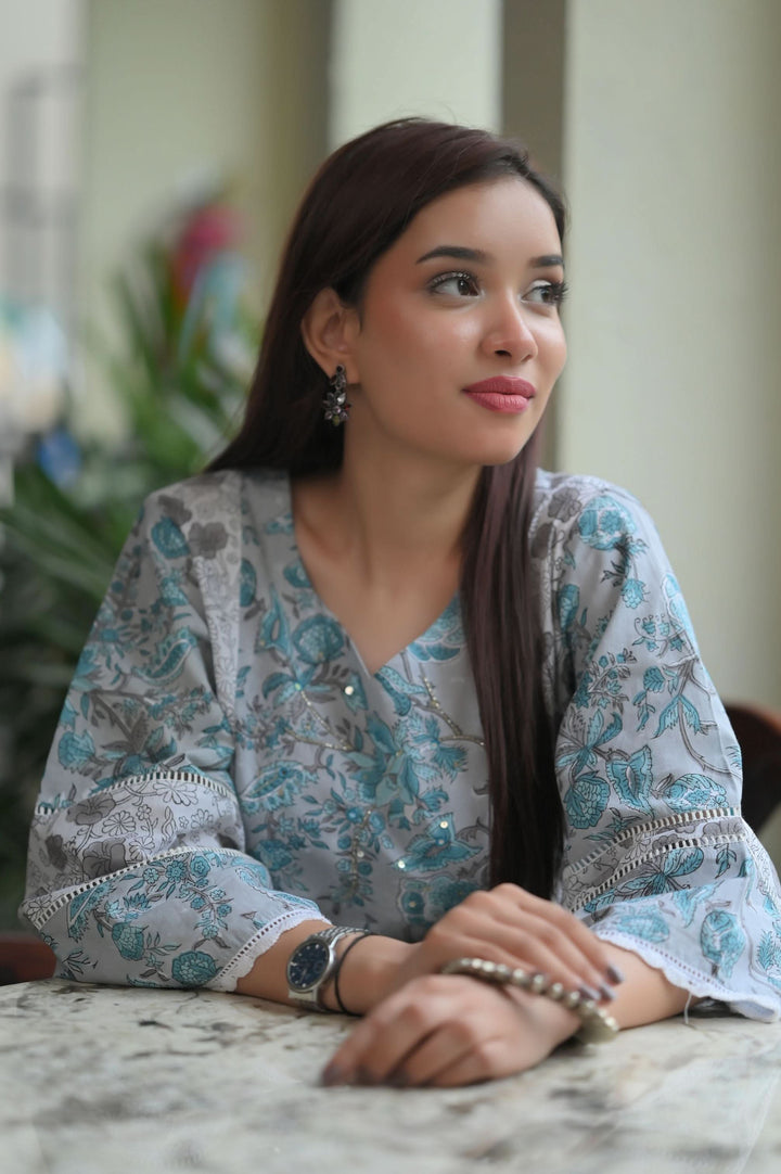 Gray Gardenia Suit with Kota Doria Dupatta 3 piece set | Made To Order
