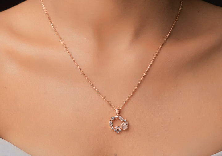 925 silver Pendant and chain with rose gold finish