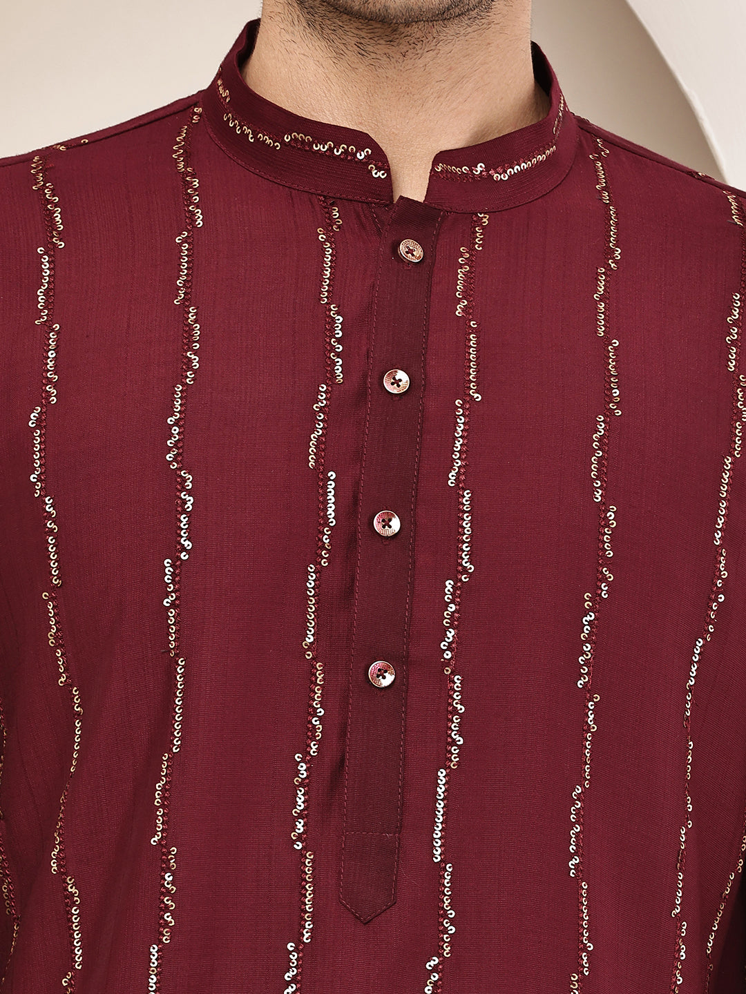 Viscose Men’s Onyx Maroon Textured Threadwork Kurta | SHOBITAM