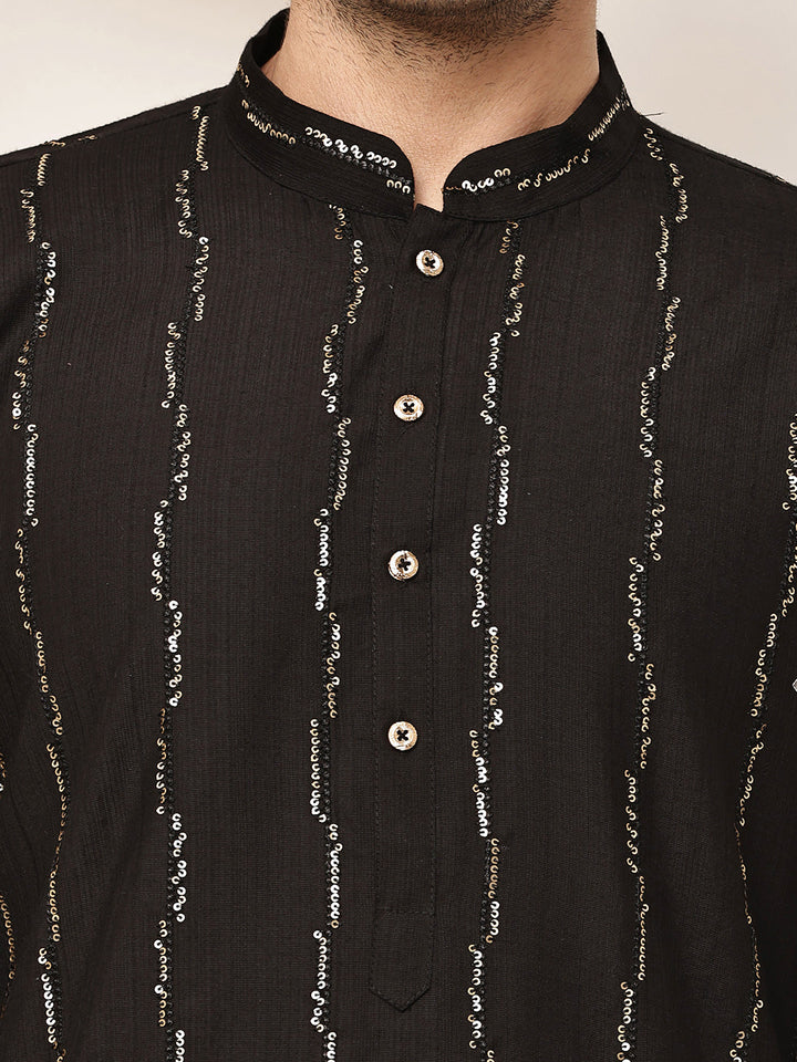 Men’s Onyx Black Textured Threadwork Kurta Pyjama Set | SHOBITAM