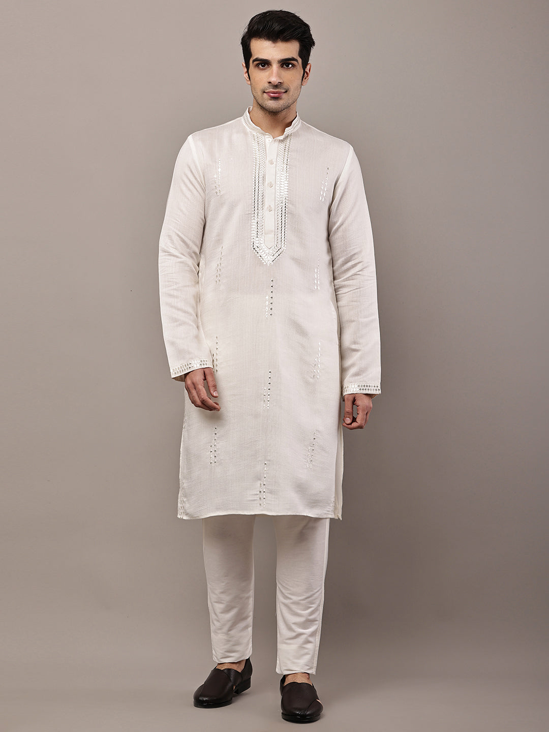 Men’s Ivory White Textured Threadwork Kurta Pyjama Set | SHOBITAM