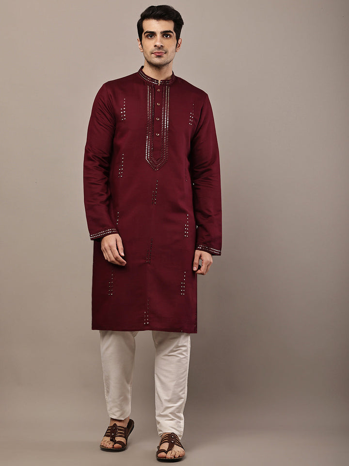 Men’s Ivory Maroon Textured Threadwork Kurta | SHOBITAM