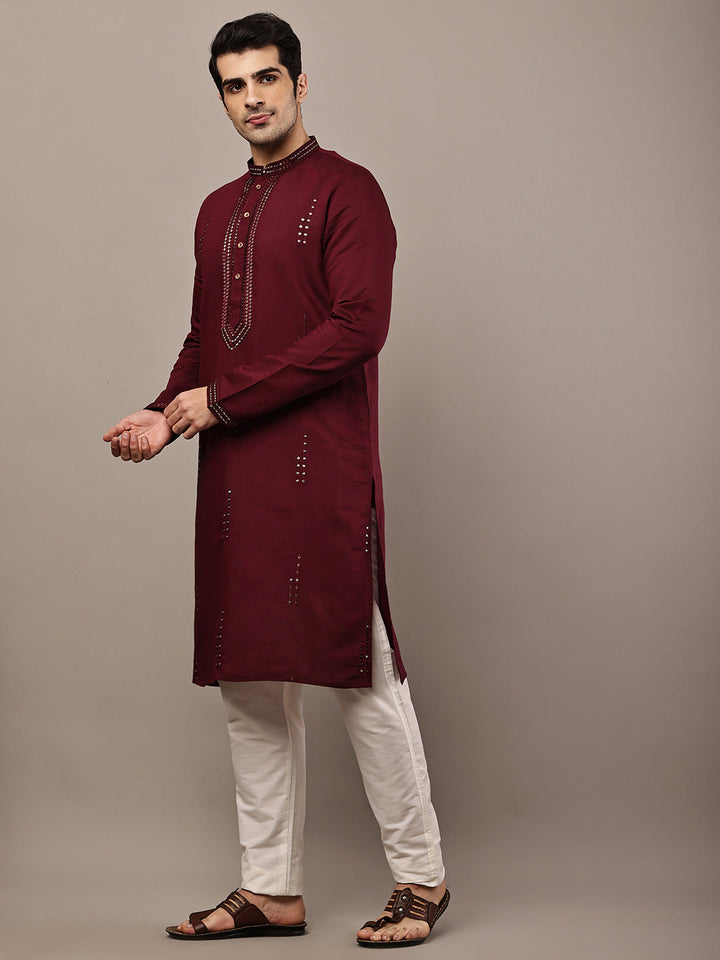 Men’s Ivory Maroon Textured Threadwork Kurta Pyjama Set | SHOBITAM