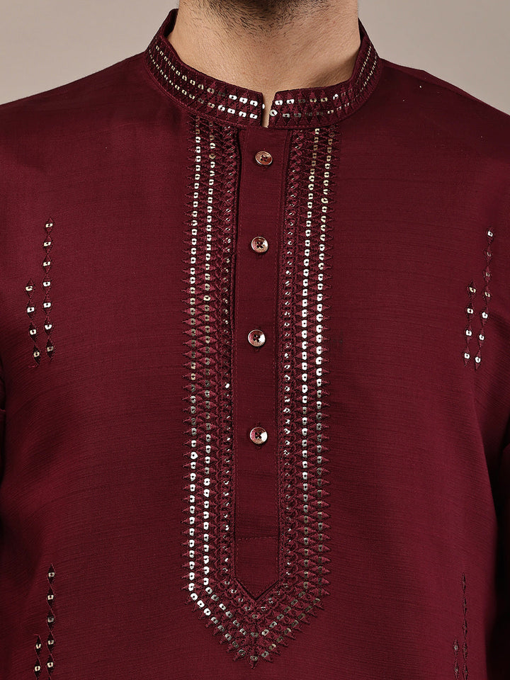 Men’s Ivory Maroon Textured Threadwork Kurta Pyjama Set | SHOBITAM