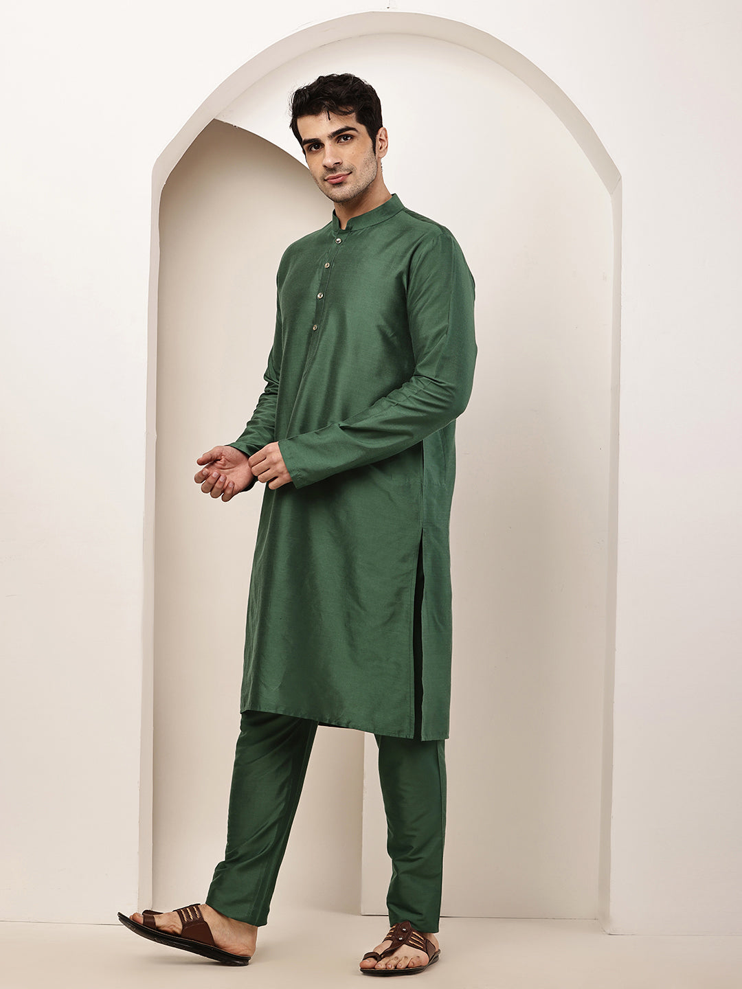 Men's Green Straight Viscose Silk Kurta | SHOBITAM