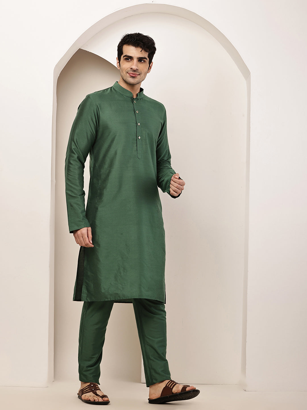 Men's Green Straight Viscose Silk Kurta | SHOBITAM