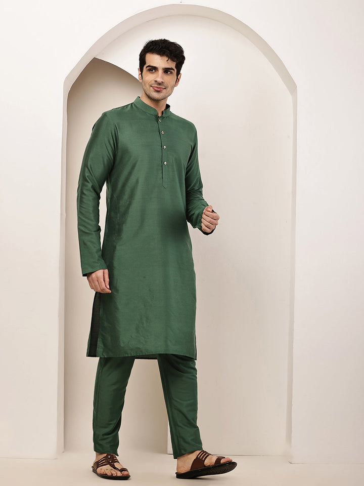 Men's Green Straight Viscose Silk Kurta Pyjama Set | SHOBITAM