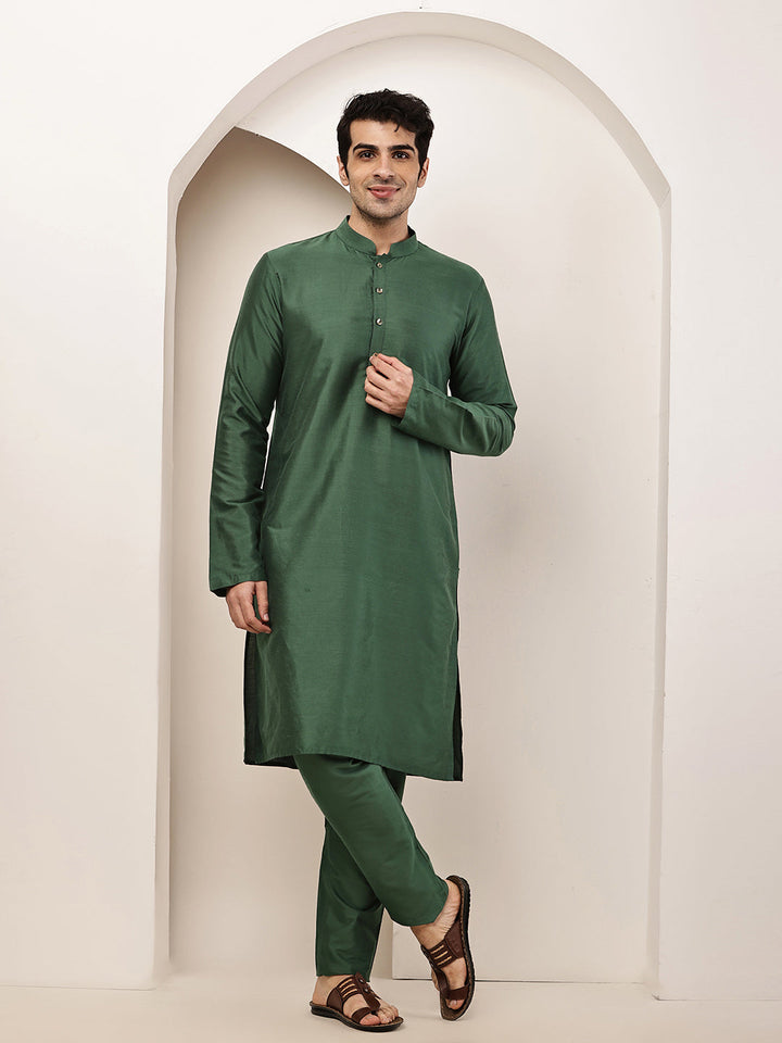 Men's Green Straight Viscose Silk Kurta | SHOBITAM