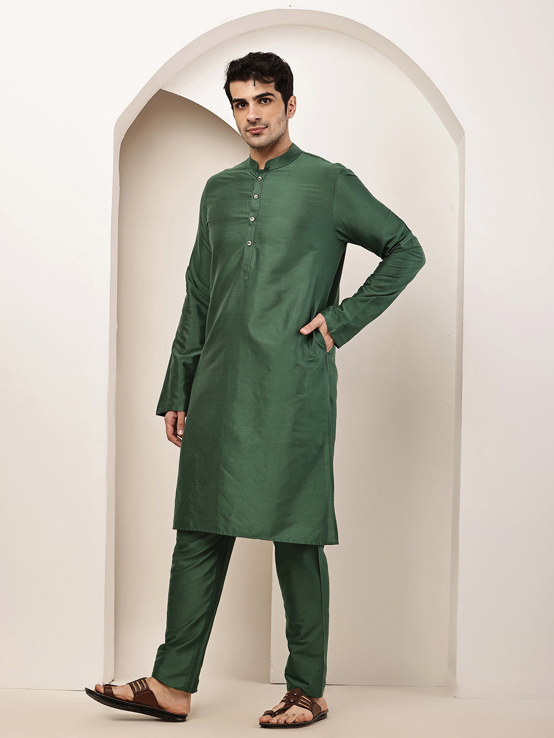 Men's Green Straight Viscose Silk Kurta | SHOBITAM