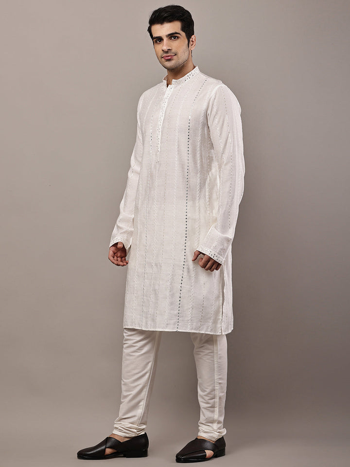 Men’s White Textured Embroidered Kurta Pyjama Set | SHOBITAM