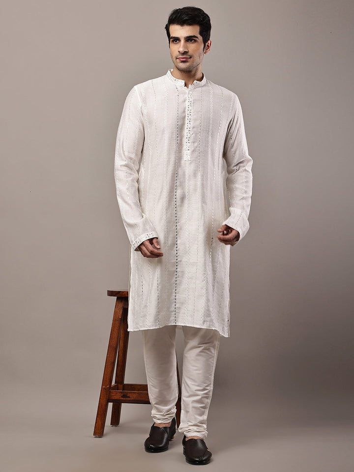 Men’s White Textured Embroidered Kurta Pyjama Set | SHOBITAM
