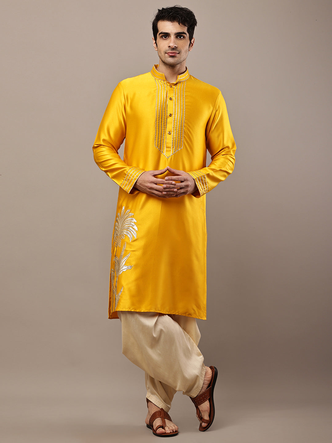 Viscose Men’s Yellow Embroidered Kurta with Contrast Threadwork &  Motif | SHOBITAM