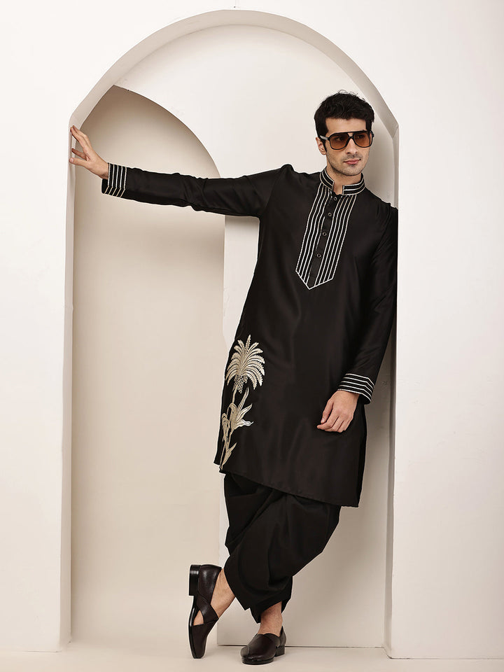Viscose Men’s Black Embroidered Kurta with Contrast Threadwork &  Motif | SHOBITAM