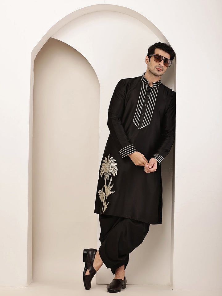 Viscose Men’s Black Embroidered Kurta with Contrast Threadwork &  Motif | SHOBITAM