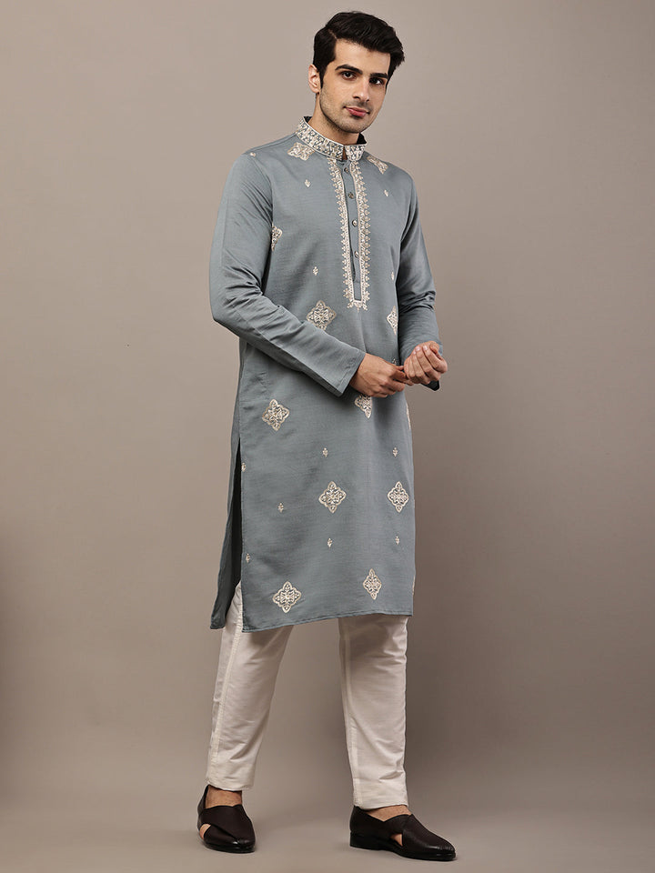 Men’s Grey Embroidered Kurta Pyjama Set | SHOBITAM
